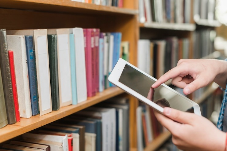 Perbedaan Jurnal Open Access dan Jurnal Berlangganan: Mana yang Tepat untuk Anda?